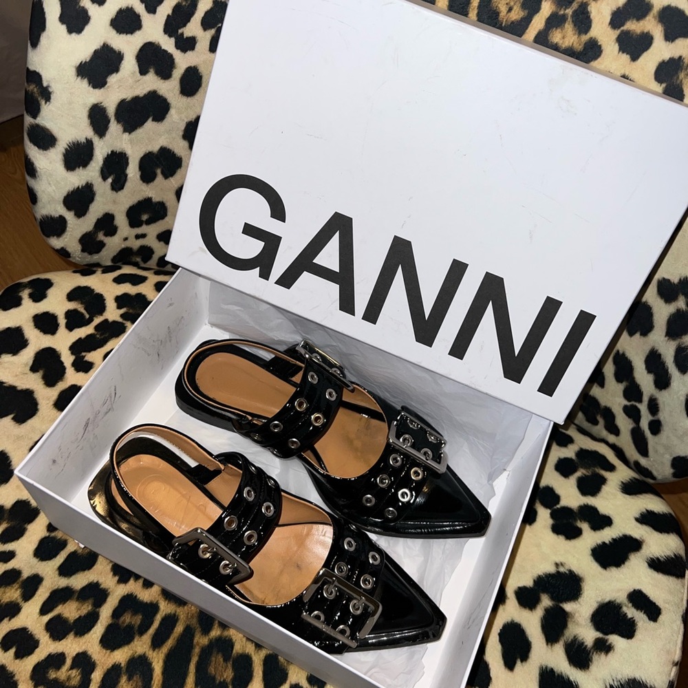 GANNI BUCKLE BALLERINA FLATS